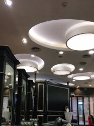 点击看大图 -八佰伴8008星级形象店