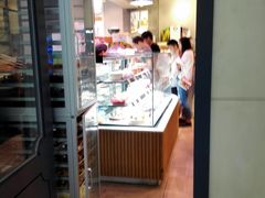 面包甜点陈列柜-巴黎贝甜(五道口店)
