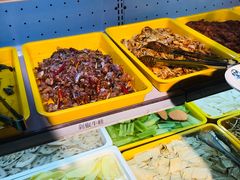 -爱客得牛排海鲜烤肉·火锅自助(春熙路黑金好店)
