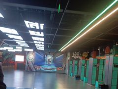 -极限PLAY运动娱乐新世界·团建派对潮玩休闲馆·室内蹦极高空游乐园