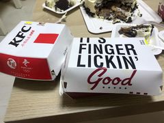 新奥尔良烤鸡腿堡-肯德基(中央公园店)
