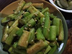 -乡巴佬鼎锅饭