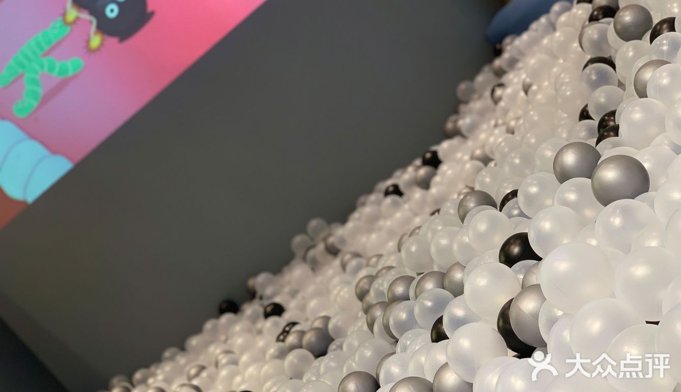 没有娃照样去亲子餐厅玩的嗨