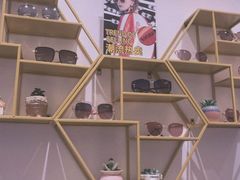 -肆兮眼镜·蔡司·徕卡战略合作店(大坪店)