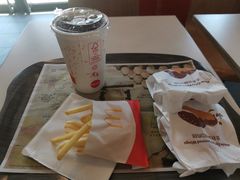 -麦当劳(清远大道得来速店)