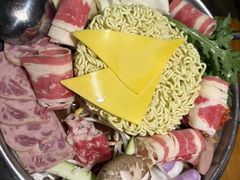 -恩你小木屋·韩式料理(假日广场店)