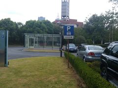 -华山医院东院-停车场