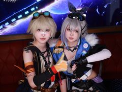 -米游妙妙屋cosplay换装自拍摄影体验馆