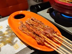 -威记烧嘢·南宁烧烤·超级生牛(绿地店)