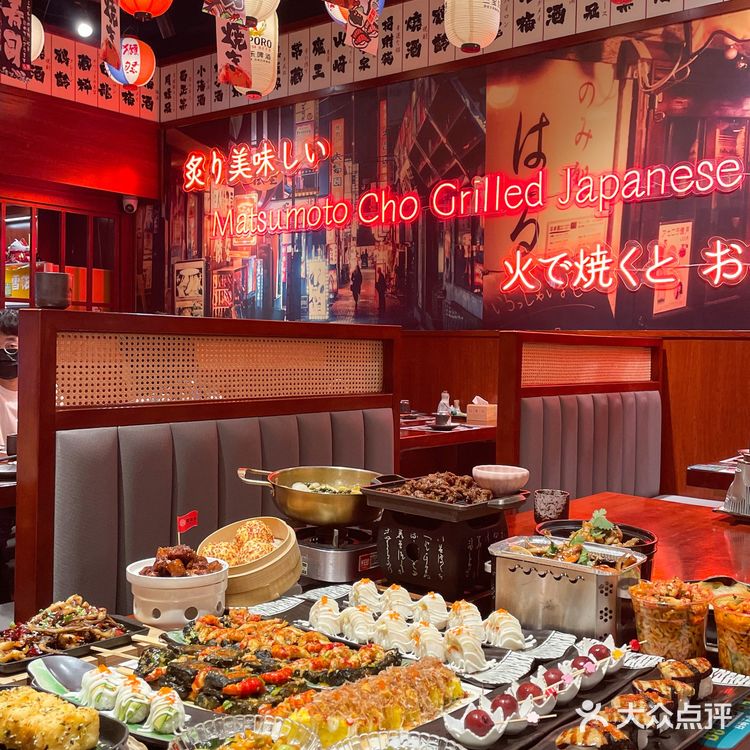 喜欢武汉这座城市的理由[流泪]龙虾杯面算一条吧 	