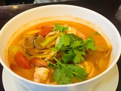 -两兄弟Song Pee Nong(2号店)