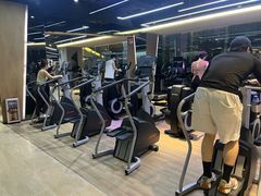 -威克健身游泳(万菱汇店)