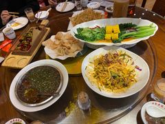 -那家老院子东北菜·饺子·小鸡炖蘑菇(艳华街店)
