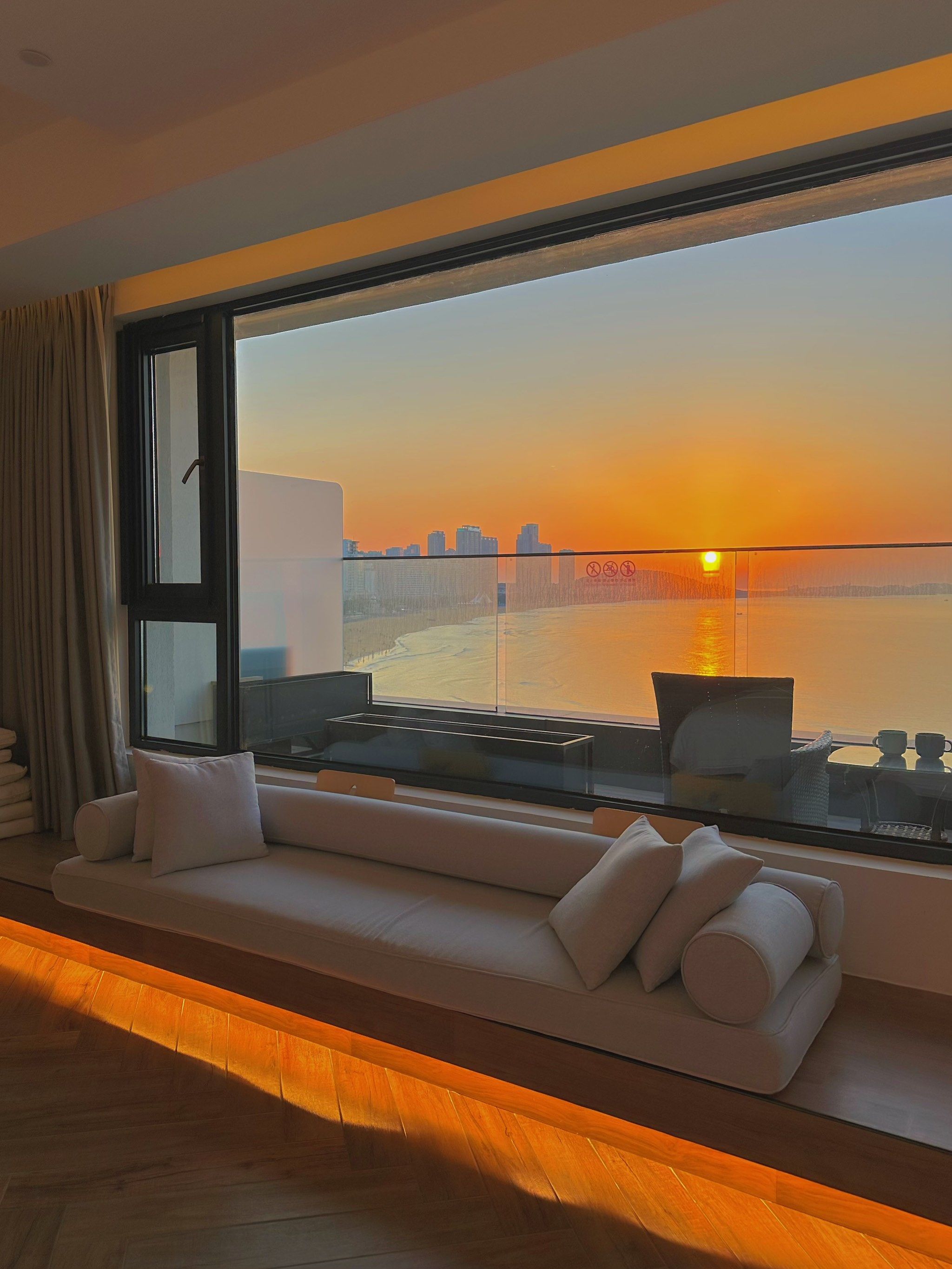 为了这海景落地窗!愿意再来威海!