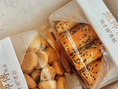 -鲍师傅糕点(大沽南路店)
