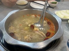 -光头药膳鸡(莱茵小镇店)