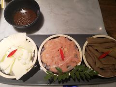 -尚尚仙·酸汤猪手·猪肚鸡火锅(华联万柳购物中心店)