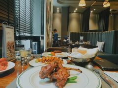 -食间牛排(湖西路店)