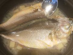百秒黄花鱼-莆田餐厅PUTIEN(深圳湾万象城家宴店)