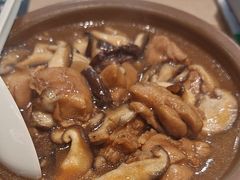 -蒙自源米线大王(东站店)