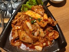 五花肉辣白菜-炼火烤肉店