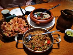 -老滇山寨•云南特色菜•地方菜•民族风情歌舞表演(金碧店)