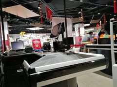 -中百仓储超市有限公司(越秀星汇维港店)