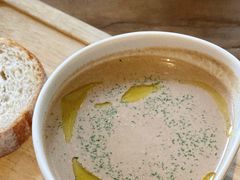 -Common Table · Brunch & Coffee