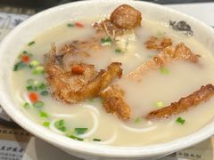 -凯峰鱼汤米线(金利達店)