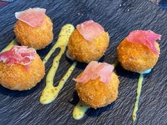 -MONICH牛排融合餐厅(和义大道购物中心店)