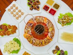 -鑫渔港海鲜本地菜·山海关浑锅(东戴河店)