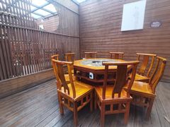 -厚山庭院重庆老火锅