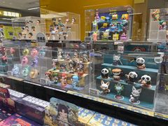 -泡泡玛特POPMART(蓝色港湾店)