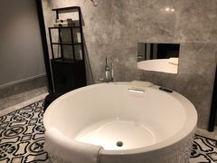 -广州富力丽思卡尔顿酒店