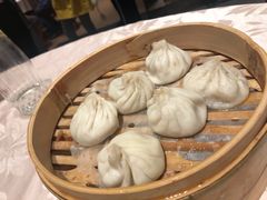 蟹粉小笼-老半斋(福州路店)