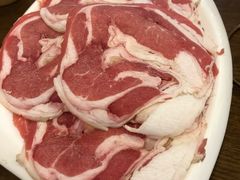 招牌鲜上脑-清真·海清斋铜锅涮肉牛羊肉小炒泡馍(大雁塔店)