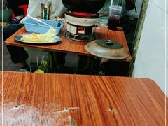 -威邵鸡煲(西华路总店)