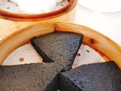 竹炭马拉糕-悦湖公馆