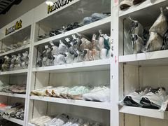 -翰皇直营洗衣洗鞋(望京鹿港店)