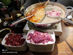 -天成·潮州牛肉脆肉鱼生蚝自助火锅