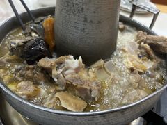 -阿妈土锅鸡