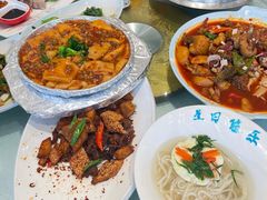 -马尔龙新疆饭店·清真(瑞景店)