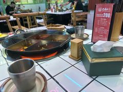 -巴卤社老火锅(财富店)
