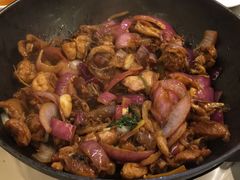 -胡须佬鸡煲四季火锅店(石厦西村直营店)