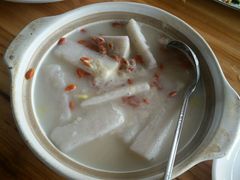鸡汤浸淮山-摩登有记·新派泰国菜(银钻广场店)