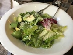 牛油果有机蔬菜沙-BONAZZA 意大利餐厅