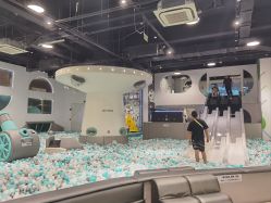 -MINI MARS KIDS CLUB亲子家庭中心(长宁天山店)