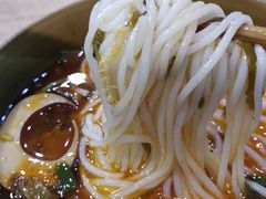 -全家福米线