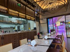 大堂-盐说·西式餐酒馆(光明万达店)