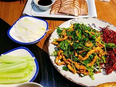 三少酱肘子-娄三少春饼·烤鸭(合生汇购物中心店)